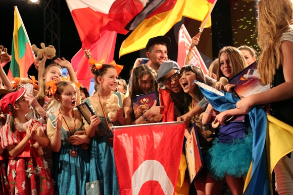 Детское евровидение в Берлине: голосуй за любимого исполнителя!