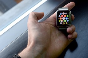 Обзор Apple Watch: стоит ли тратиться?