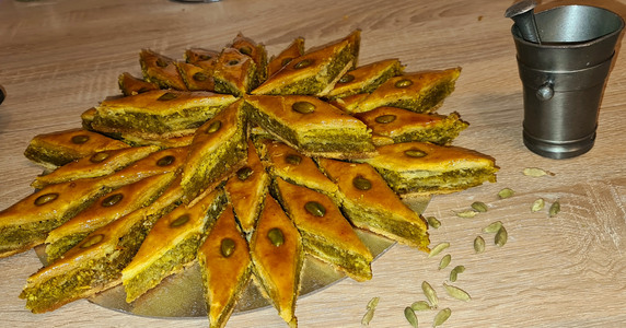 Пахлава с фисташками 