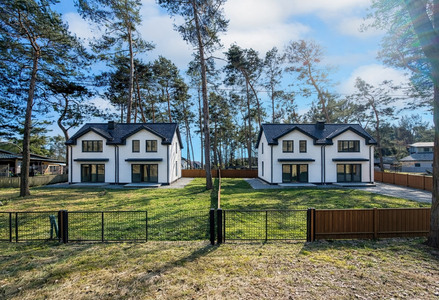 Участок под строительство рядом с озером и лесом (Недалеко от Берлина)