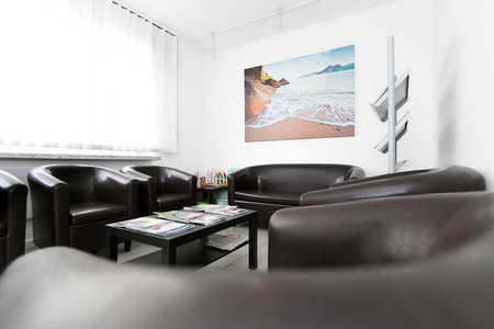 Wartezimmer im Zahnarzt Zentrum Hannover