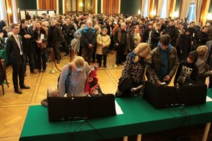 ГЕРМАНИЯ ИЗБИРАЕТ ГОСДУМУ