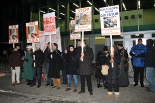 НЕМЦЫ ПОТРЕБОВАЛИ ПРЕКРАТИТЬ ПОЛИТИЧЕСКИЕ РЕПРЕССИИ В УКРАИНЕ