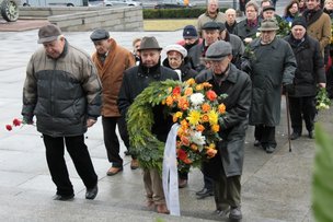 БЕРЛИН ПРАЗДНУЕТ 23 ФЕВРАЛЯ