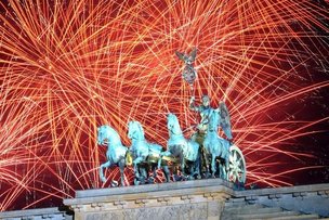 БЕРЛИН ВСТРЕТИЛ 2013-й ГОД