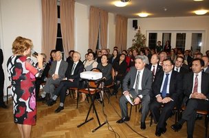 ДОЛЬШЕ ВЕКА