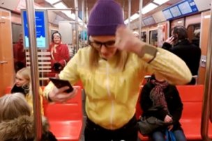 Nokia: Зарядить телефон от танцев? Легко!