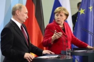 Меркель и Путин обсудили ситуацию на Донбассе