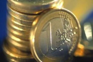 Курс евро упал до уровня 2006 года