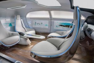 Mercedes: диалог со своим автомобилем