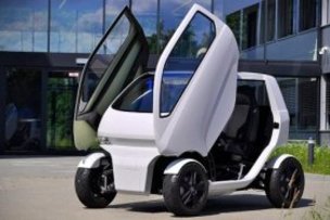 Германия: автомобиль поехал боком