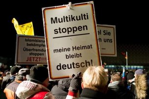 МИД Германии: рост преступлений на национальной почве