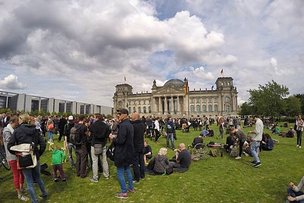 Марш в память о погибших мигрантах в Берлине