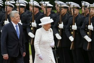 Елизавета II в Берлине: маленькие секреты большого визита