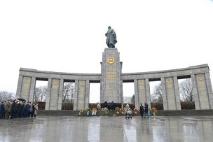 В Берлине отметили День защитника Отечества 