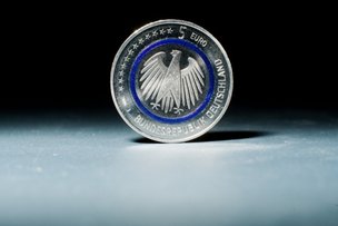 Монета 5 евро появилась в Германии
