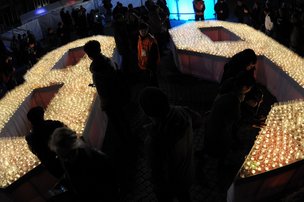 Лейпциг зажигает свечи в память о мирной революции 1989 года