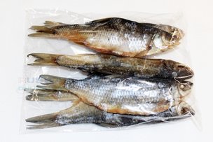 Зараженная ботулизмом рыба в русских магазинах!