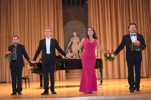 Рождественское настроение от Москвы до Берлина