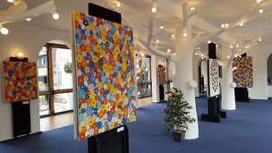 Выставка „Цветов“ Алекса Долля