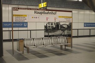 Alexanderplatz - Hauptbahnhof на U5