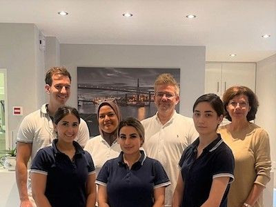 Стоматолог в Гамбурге - Zahnarzt Bernd Krüger