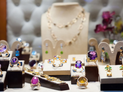 Ювелирный магазин и ломбард Juwelier & Leihhaus