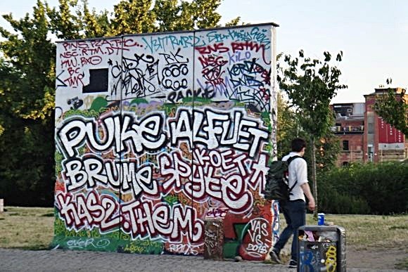 Стрит-арт Берлина: от вандализма до искусства