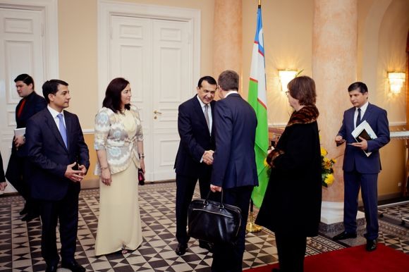 Празднование Дня Независимости Узбекистана
