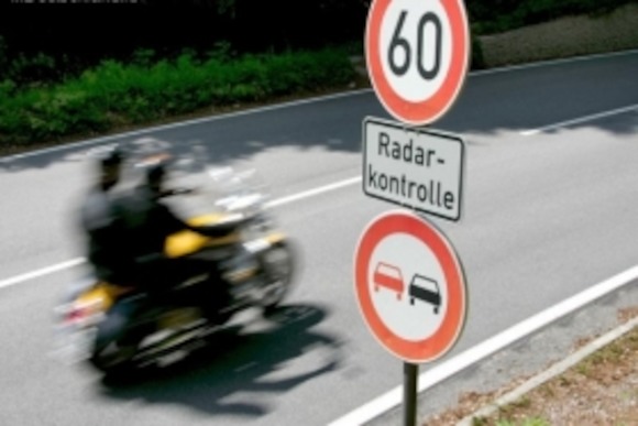 На немецких дорогах появятся «дальнобойные» радары