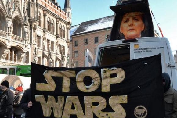 Немецкие генералы призвали НАТО остановить «военную истерию» и русофобию