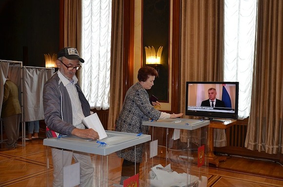 Берлин: соотечественники проголосовали за новый состав Госдумы России VII созыва