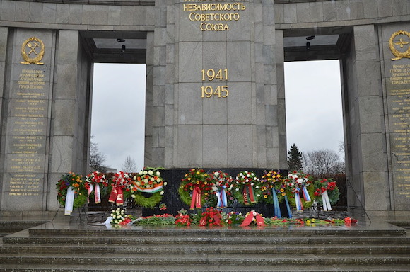 В Берлине отметили День Защитника Отечества