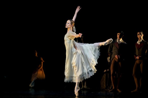 «Артисты балета – «золушки» среди других профессий!» Прима-балерина о балете, судьбе, работе в России и на Западе