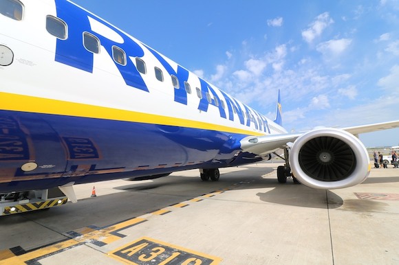 Ryanair грозит уволить бастующих пилотов