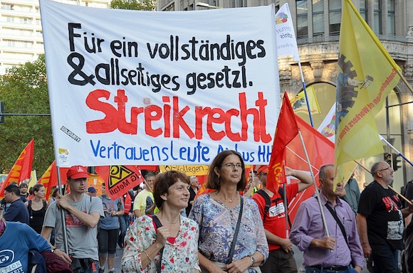 Голос Берлина: за открытое общество и против расизма