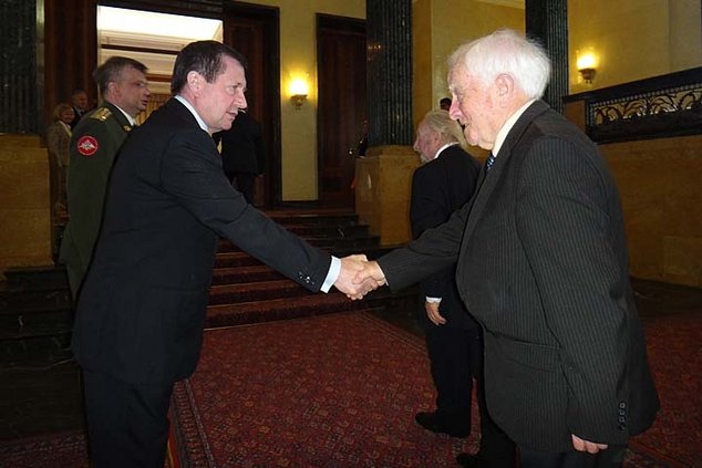 Россия, вперёд!