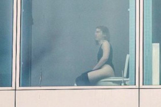 Панорамы Берлина: стена, Александрплатц, туалеты…