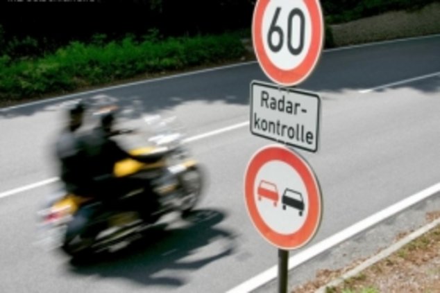 На немецких дорогах появятся «дальнобойные» радары