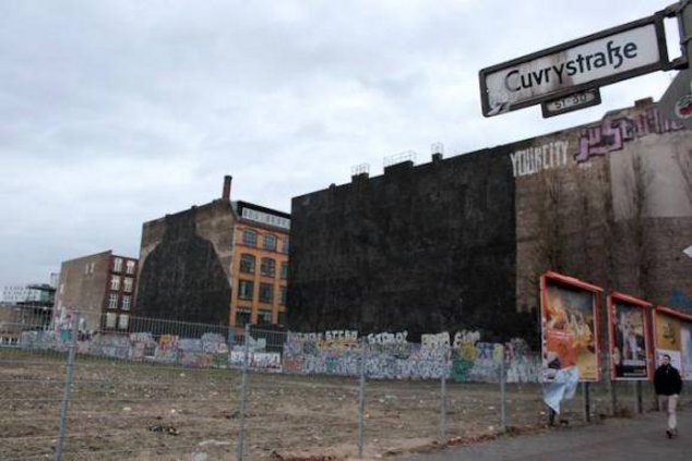 Художник наказал Берлин за спекулянтов