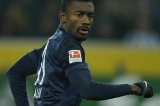 Футболист «Герты» повредил часть Берлинской стены