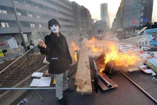 Немцы протестуют против политики ЕЦБ