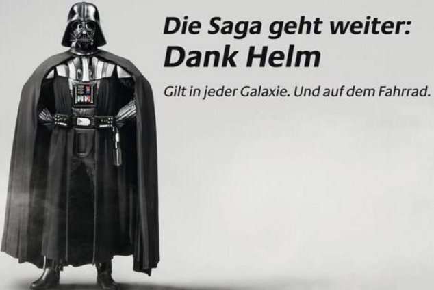 Дарт Вейдер научит велосипедистов носить шлем