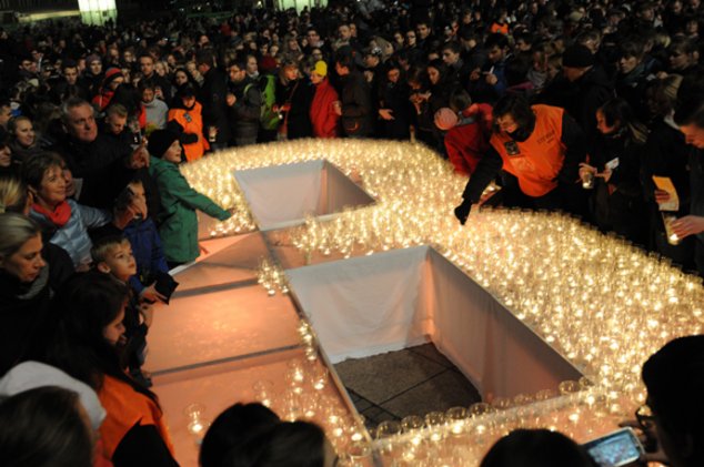 Лейпциг: Lichtfest в память о мирной революции 1989