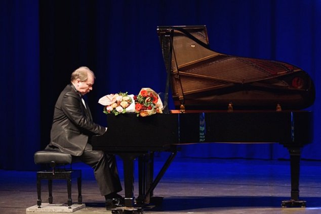 Концерт Юрия Розума в РДНК