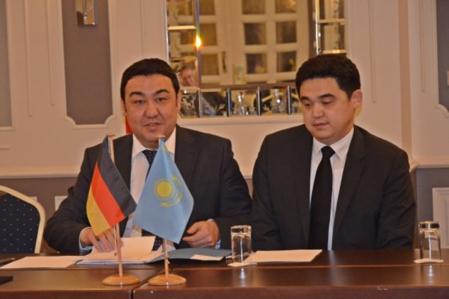 Казахстан: 100 шагов в будущее