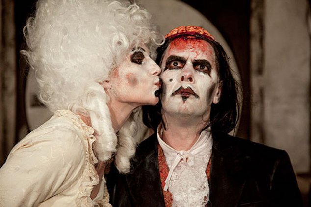 «Im Moloch der Wesenspräsenz» - выставка Джона Блока