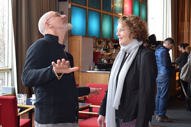 Ещё раз о Павленском: вся жизнь - акция