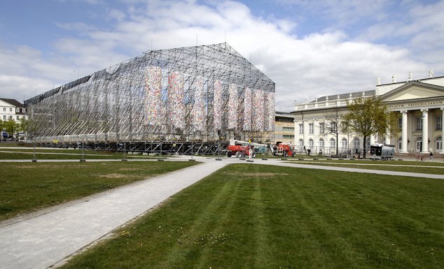 «Учиться у Афин» - в Касселе проходит «Документа», важнейшая выставка современного искусства