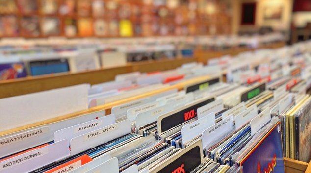 Толкучки, барахолки и блошиные рынки